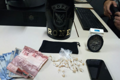 BOPE apreende crack durante abordagem de rotina na CIC