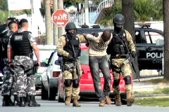 05-07-2016 Ocorrencia com refém no Hauer. Fotógrafo: Guilherme Batalha