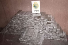 Polícia Militar apreende caminhão e 201 quilos de maconha em Foz do Iguaçu