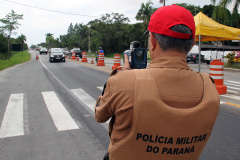 Operação Corpus Christi, policial rodoviária estadual reforça fiscaização nas rodovias do estado.Curitiba, 14/06/2017Foto: Cabo Osmar Lopes
