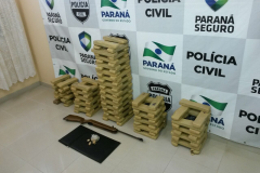 Casal suspeito de tráfico de drogas é preso com mais de 65 quilos de maconha em Guarapuava

