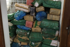 Tabletes de maconha são apreendidos e dupla é conduzida pela PM no Oeste paranaense

