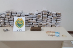 Polícia Militar apreende 43 quilos de maconha, dinheiro e veículos no Norte do estado