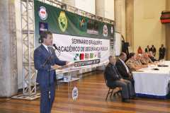 O governador Beto Richa participa da abertura do Seminário Brasileiro e Academico de Segurança Pública.Curitiba, 25-09-17.Foto: arnaldo Alves / ANPr.