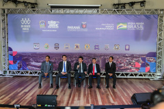 O governador Carlos Massa Ratinho Junior acompanha nesta sexta-feira (04), ações do projeto Em Frente, Brasil de combate à criminalidade violenta acompanhado do ministro da Justiça e Segurança Pública, Sergio Moro, prefeito de São José dos Pinhais, Toninho Fenelon, e do secretário estadual da Segurança Pública, coronel Rômulo Marinho Soares. 03/10/2019 - Foto: Geraldo Bubniak/AEN