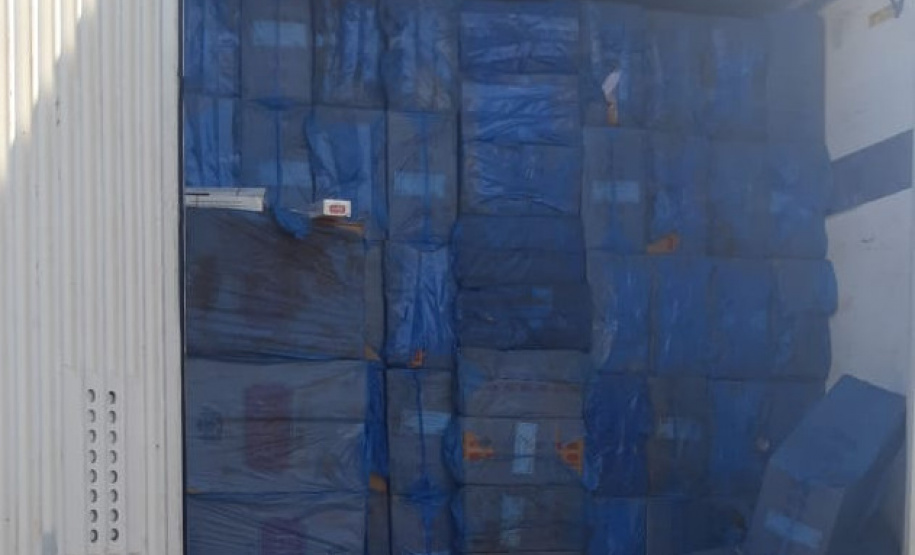 PCPR e PRF apreendem carga de cigarros contrabandeados em Assis Chateaubriand