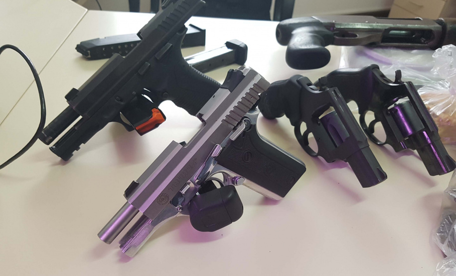 Polícia Civil e Guarda Municipal desarticulam esquema de drogas