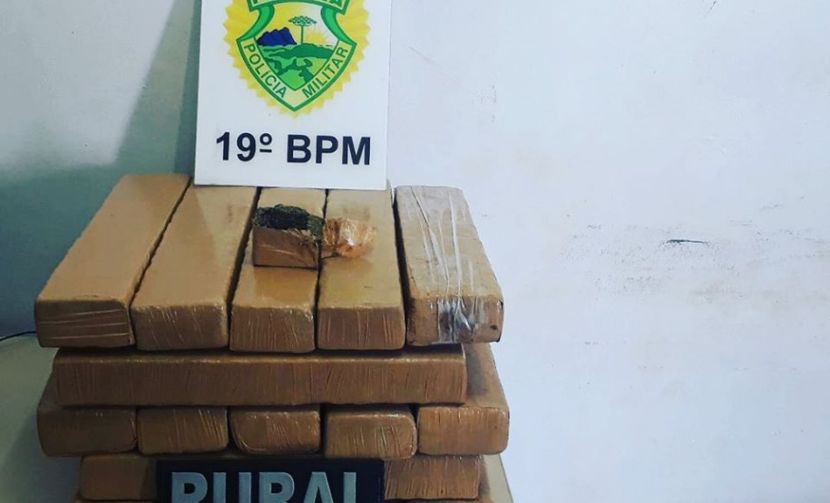 Durante abordagem, PM apreende mais de 25 quilos de maconha em Toledo (PR)