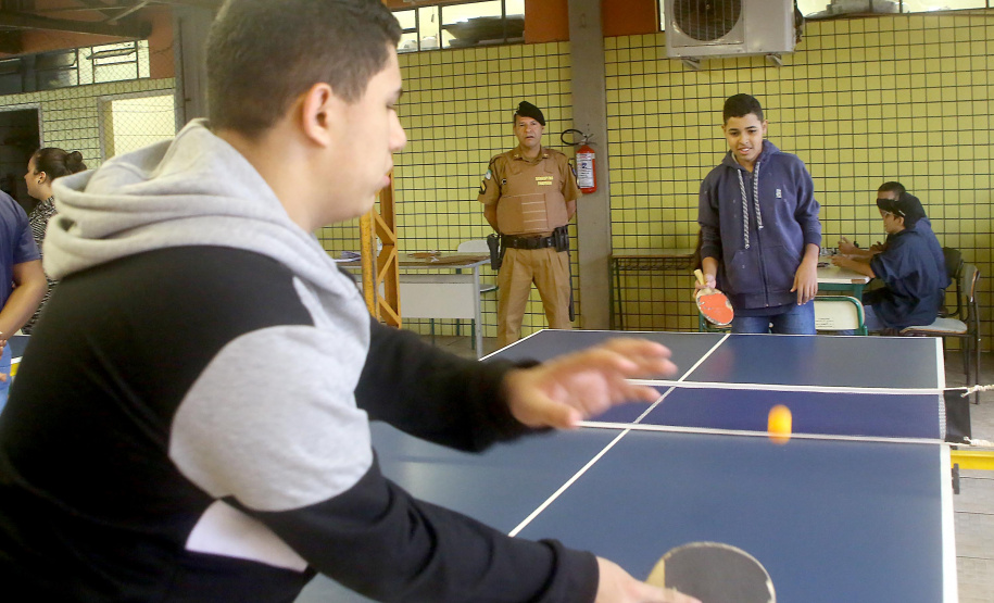 Governo vai dobrar programa Escola Segura em 2020