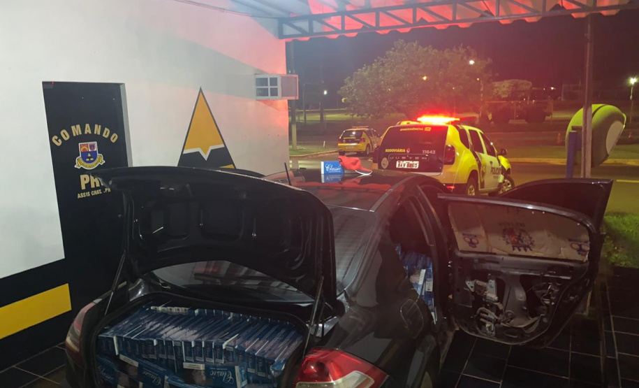 Policiais rodoviários apreendem 10 mil maços de cigarros contrabandeados no Oeste do estado