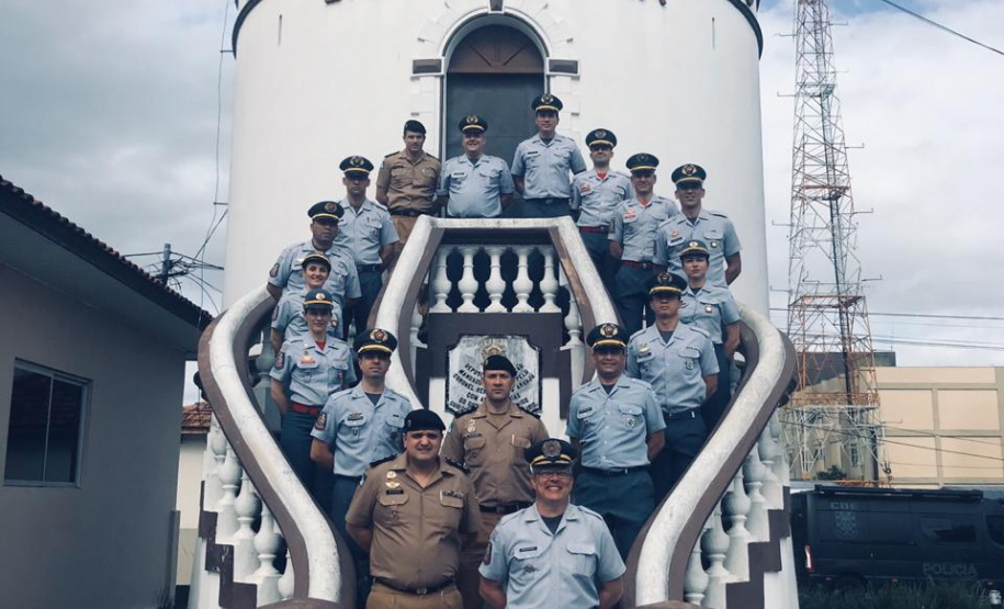 Quartel do Comando-Geral recebe delegação de São Paulo para aperfeiçoamento profissional em Curitiba (PR)
