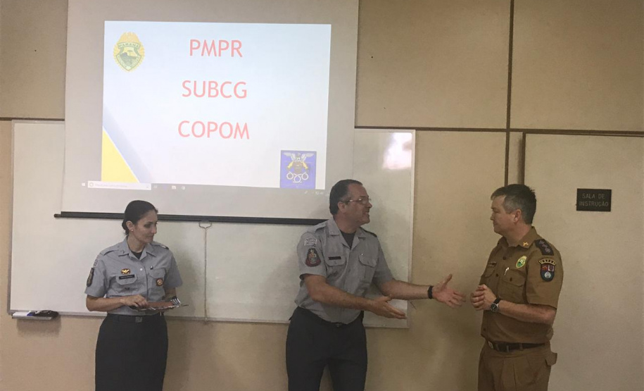Quartel do Comando-Geral recebe delegação de São Paulo para aperfeiçoamento profissional em Curitiba (PR)