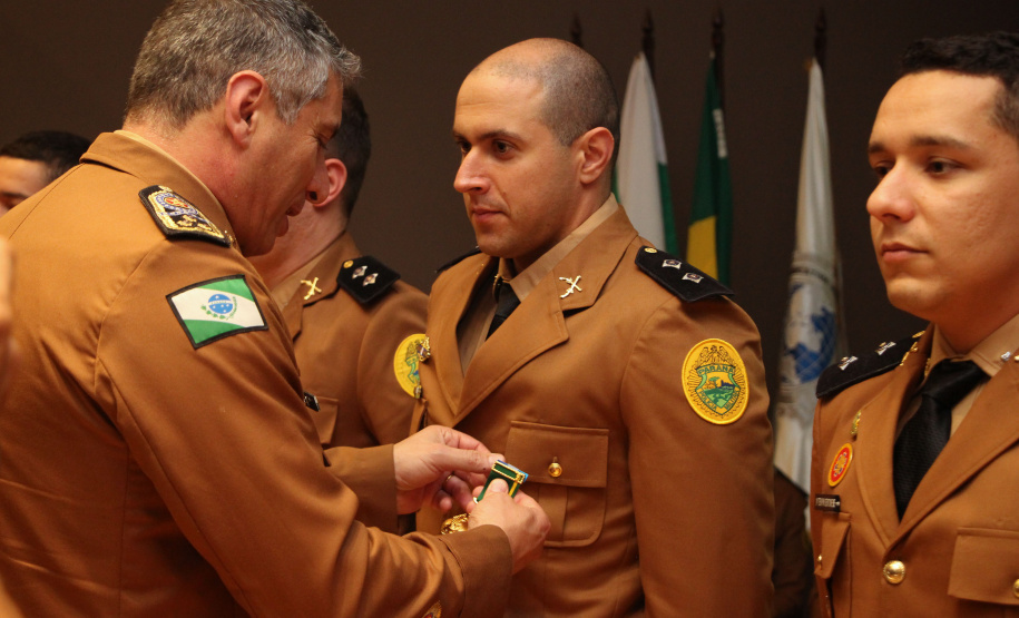 Com entrega de medalhas, o Centro de Educação Física e Desportos da PM comemora 28 anos de criação em Curitiba