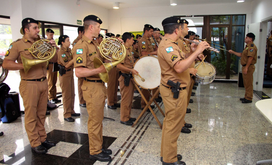 Batalhão de Polícia de Trânsito recebe novo Comandante durante solenidade em Curitiba