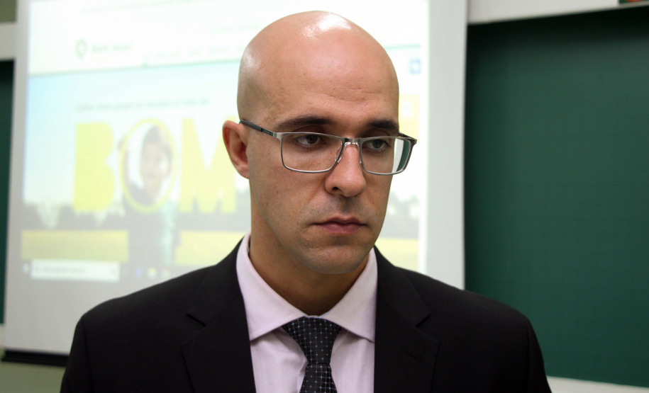 Forças de segurança envolvidos no Projeto-Piloto Em Frente Brasil ministram palestra para 130 alunos em São José dos Pinhais, na RMC