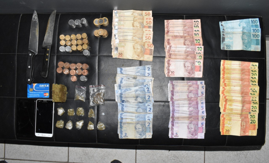 Seis pessoas são encaminhadas e drogas apreendidas durante Operação Regalo em Colombo (PR)