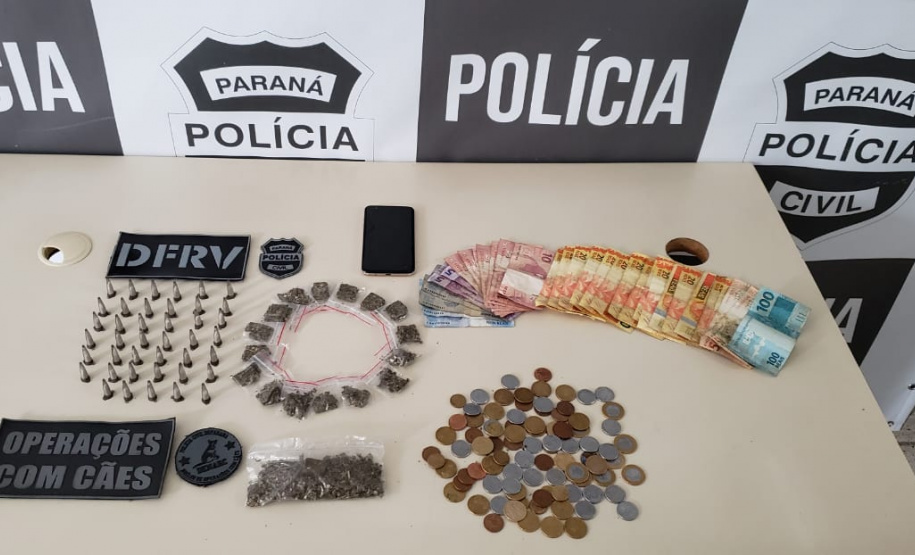 PCPR prende quatro pessoas envolvidas com roubo e tráfico de drogas em Curitiba e RMC