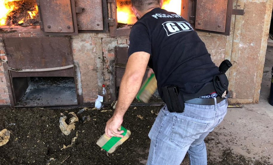 PCPR incinera cerca de de 5,3 toneladas de drogas em Foz do Iguaçu