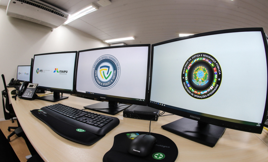 Paraná inaugura primeiro Centro Integrado de Operações de Fronteira do país