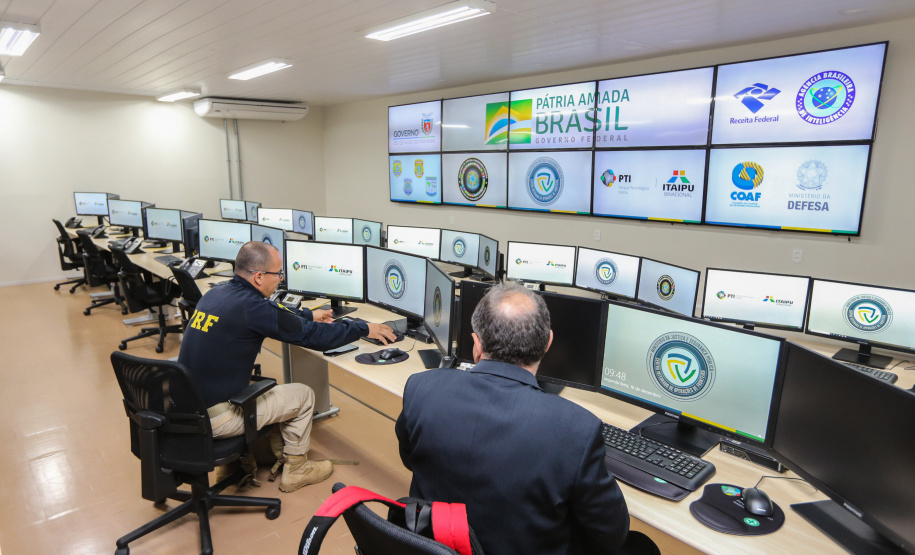 Paraná inaugura primeiro Centro Integrado de Operações de Fronteira do país