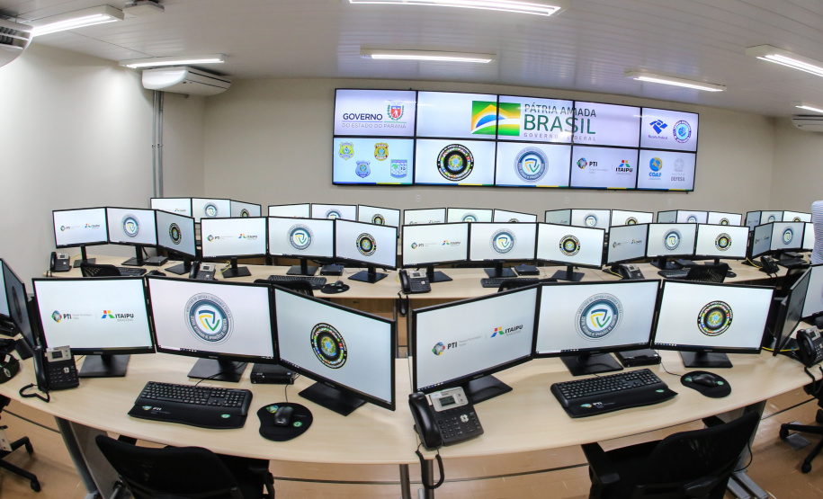 Paraná inaugura primeiro Centro Integrado de Operações de Fronteira do país