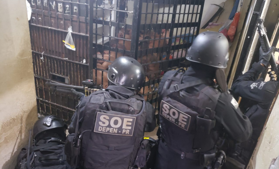 SOE Maringá realiza operação de revista e frustra fuga de presos