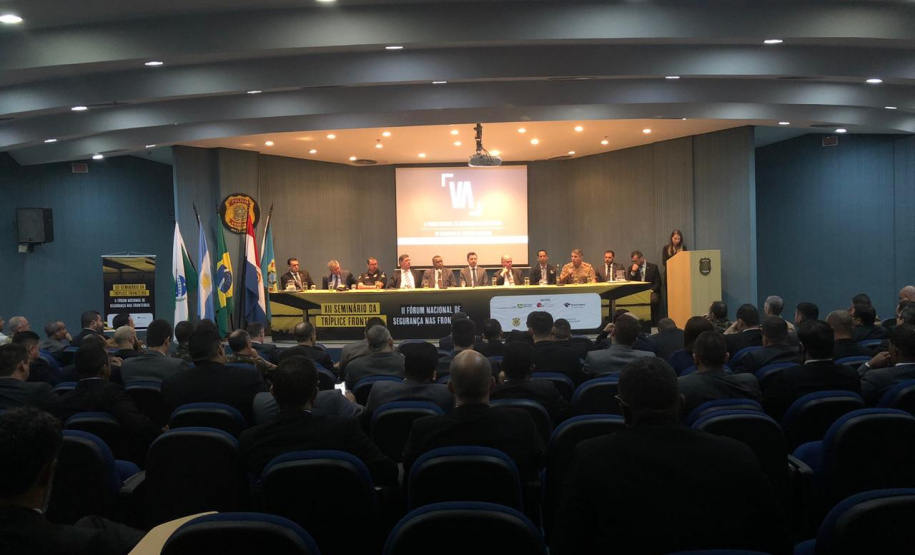 Secretário coronel Marinho participa de II Fórum Nacional de Segurança nas Fronteiras