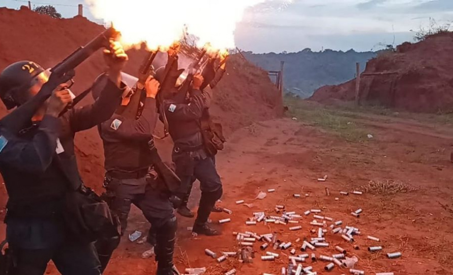 Policiais militares de Cianorte (PR) concluem curso de Operações de Choque em Campo Grande (MS)