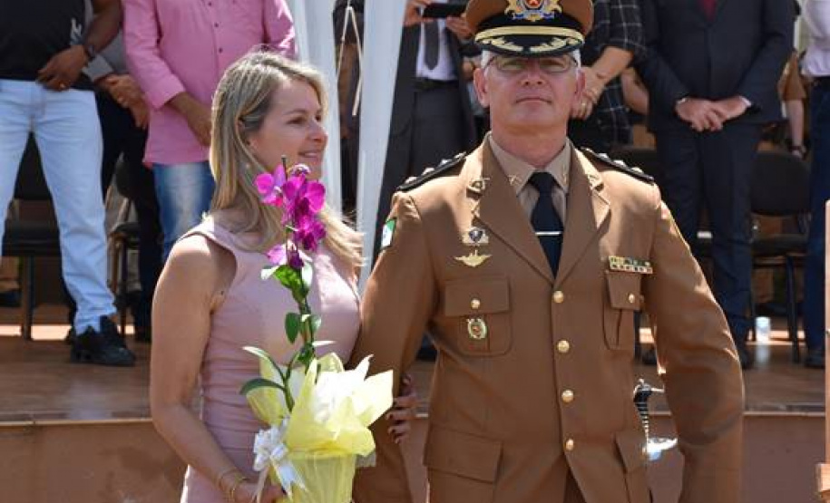 Batalhão de Rolândia (PR) recebe novo Comandante durante solenidade