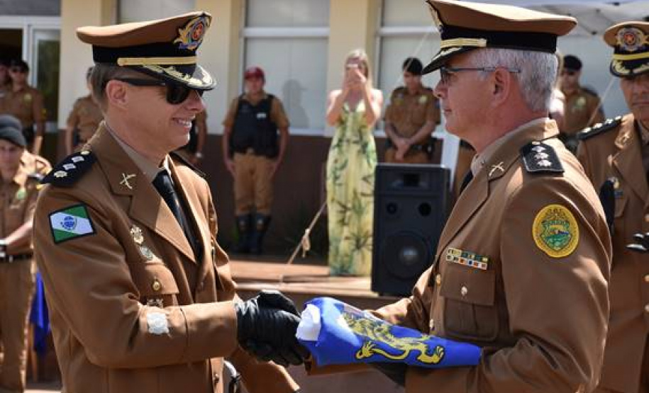 Batalhão de Rolândia (PR) recebe novo Comandante durante solenidade
