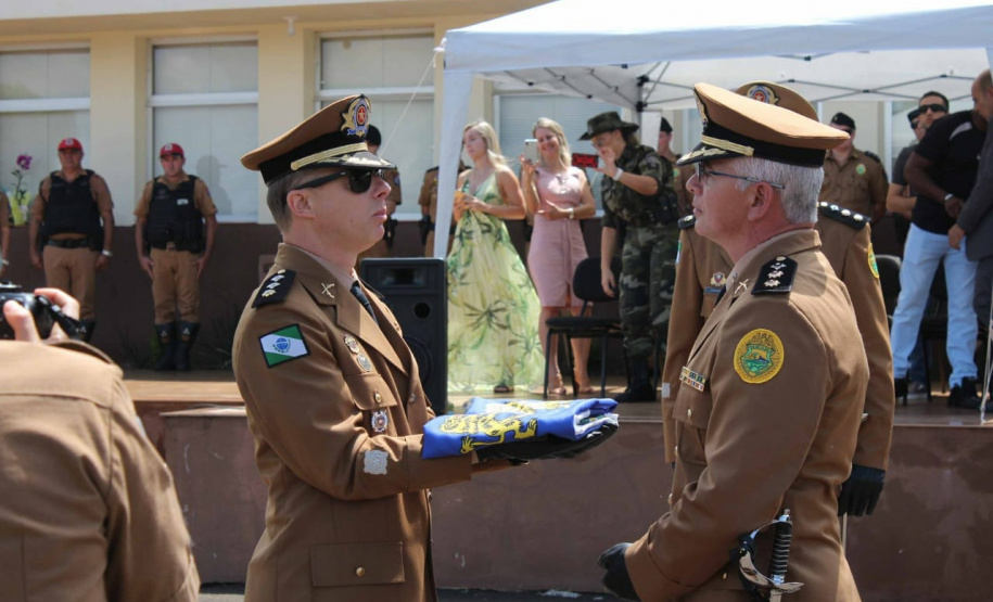 Batalhão de Rolândia (PR) recebe novo Comandante durante solenidade