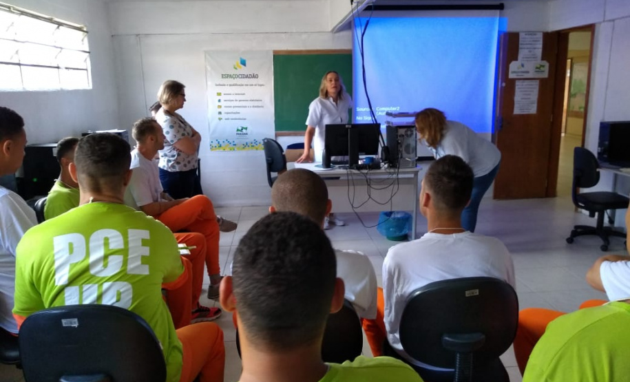 Depen e Emater oferecem curso de boas práticas na manipulação de alimentos a presos de Piraquara