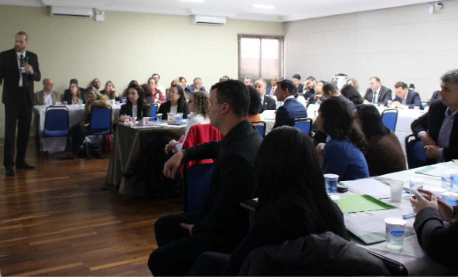 Reunião discute nova fase do projeto São José dos Pinhais