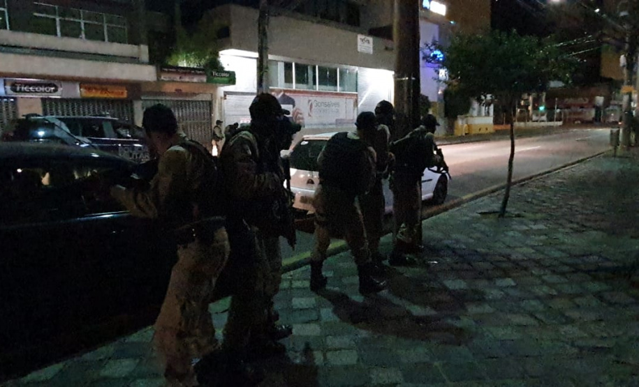 RONE simula roubo a banco no Centro de Curitiba; exercício faz parte do III Curso da unidade