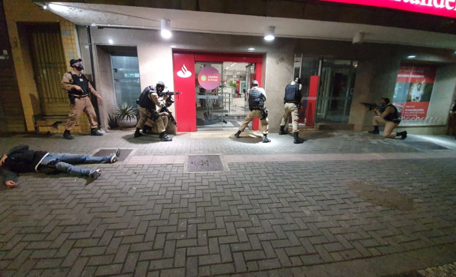 RONE simula roubo a banco no Centro de Curitiba; exercício faz parte do III Curso da unidade