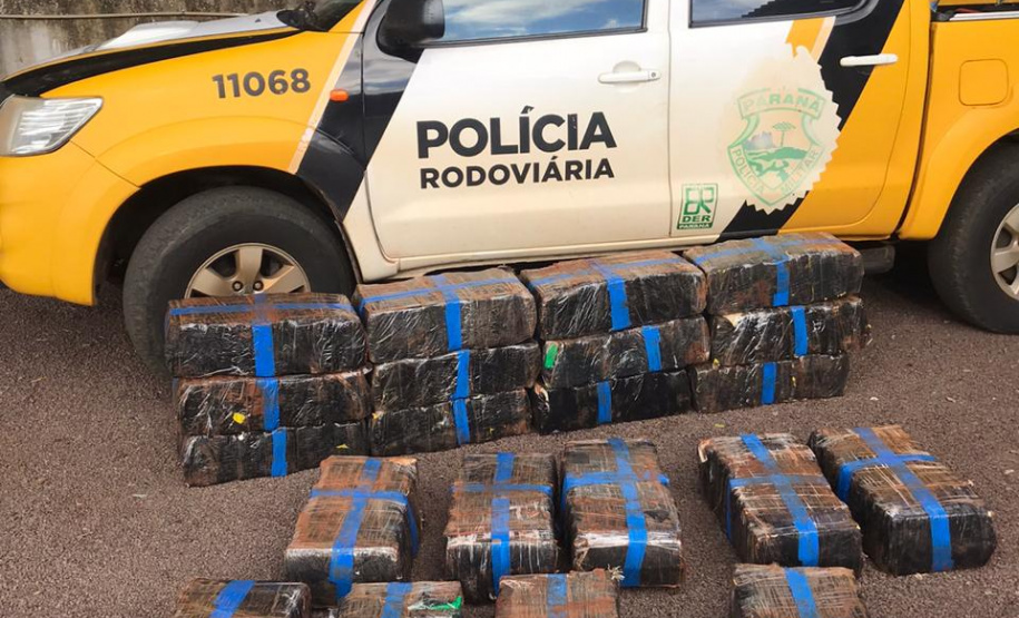 BPRv apreende mais 400 quilos de maconha, recupera carro e prende homem no Oeste do estado