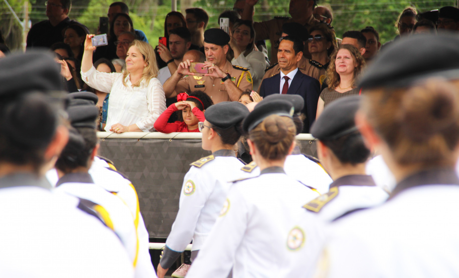 Secretário prestigia solenidade em comemoração a formatura do Ensino Médio do Colégio da Polícia Militar