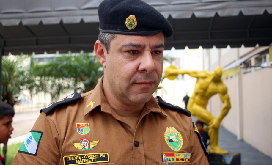 Natal Solidário da PM presenteia mais de 180 crianças com brinquedos, brincadeiras e Papai Noel em Curitiba (PR)