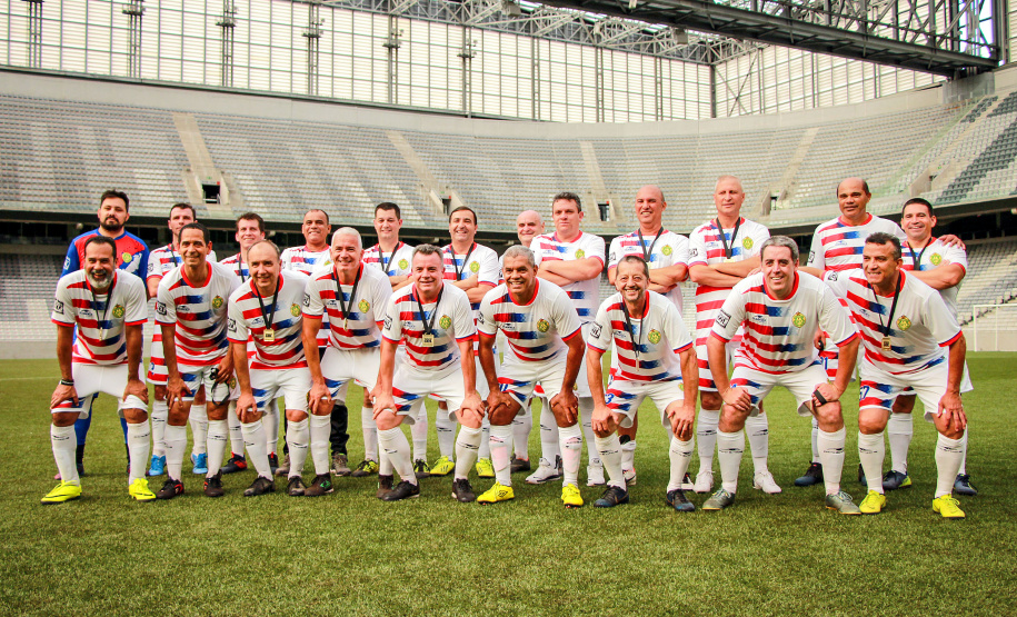 Secretário participa da Operação Gol, campeonato de futebol que arrecada alimentos e brinquedos