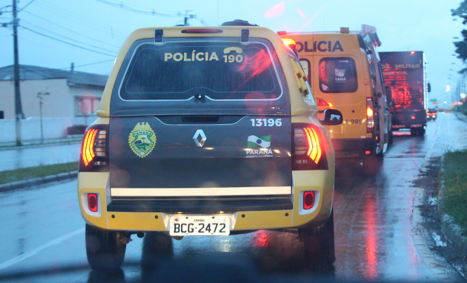 RPMon e BPTran arrecadam mais de seis mil brinquedos e fazem a alegria das crianças no Natal Itinerante em Curitiba