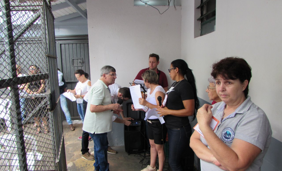 Familiares e presos se reúnem em festa de Natal, em Marechal Cândido Rondon