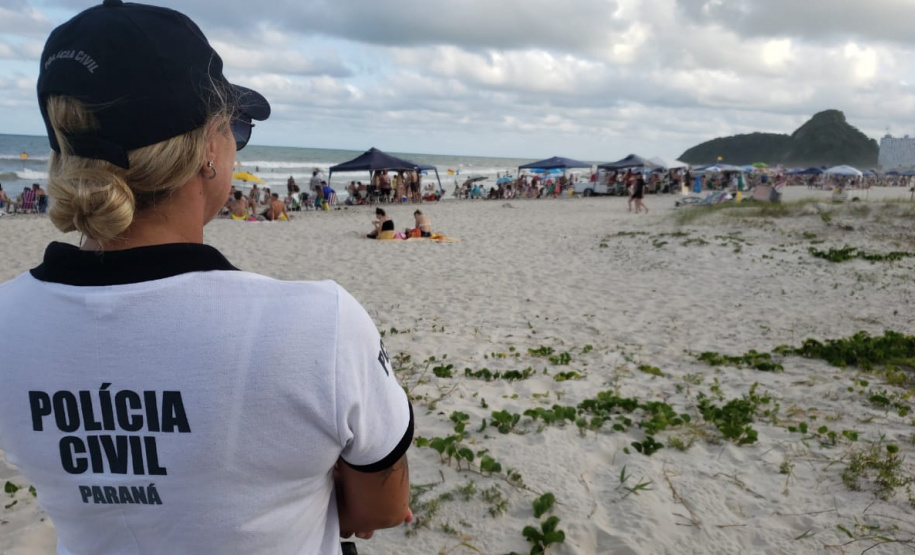 PCPR orienta banhistas a ficarem atentos com pertences na areia da praia