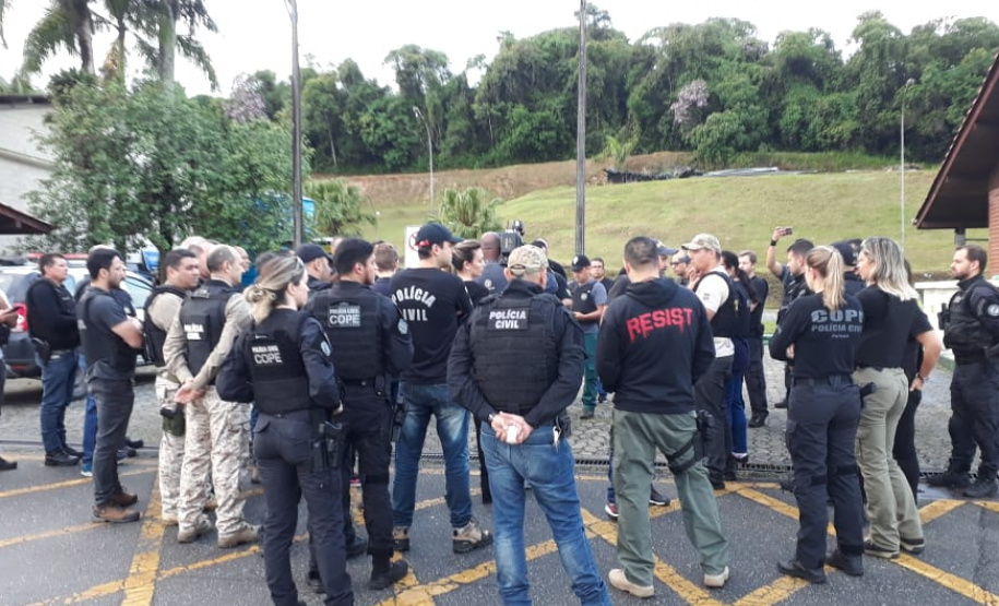 Polícia Civil prende 19 suspeitos de tráfico em Paranaguá