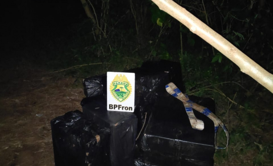 BPFRON apreende 600 pacotes de cigarros contrabandeados em Foz do Iguaçu (PR)