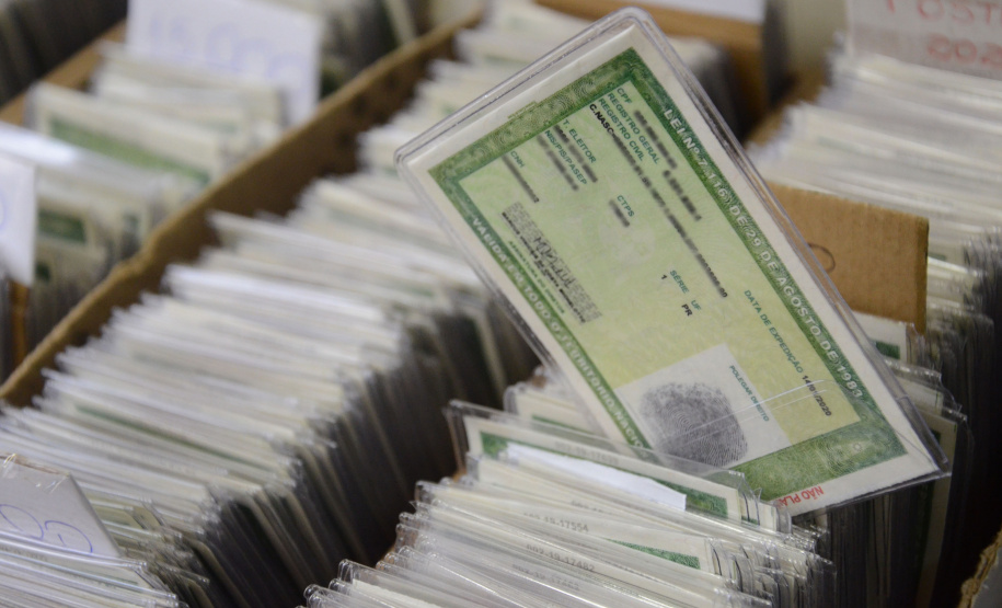 Paraná já emite novo modelo de carteira de identidade