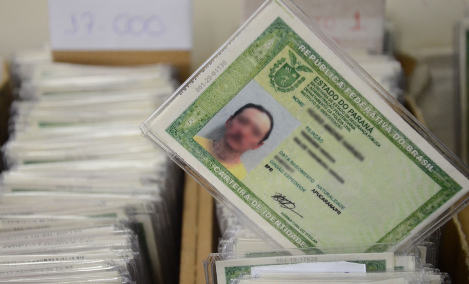 Paraná já emite novo modelo de carteira de identidade