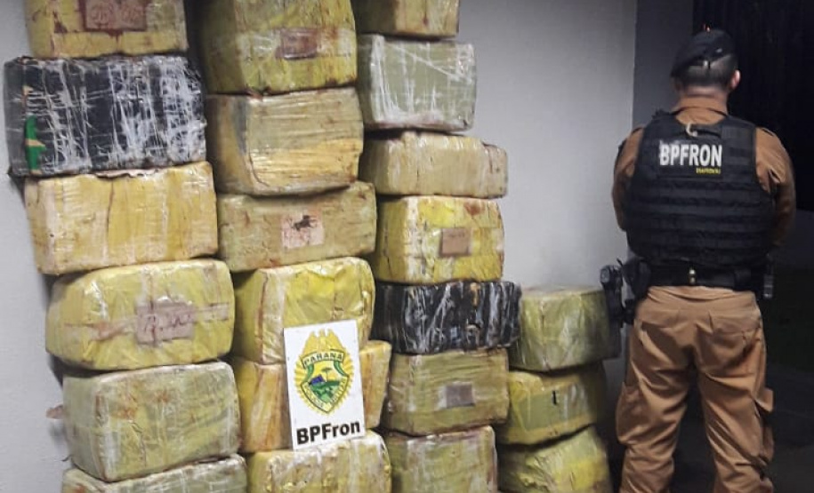 Mais de meia tonelada de maconha é apreendida pelo BPFron em Toledo (PR) em ação da Operação Hórus