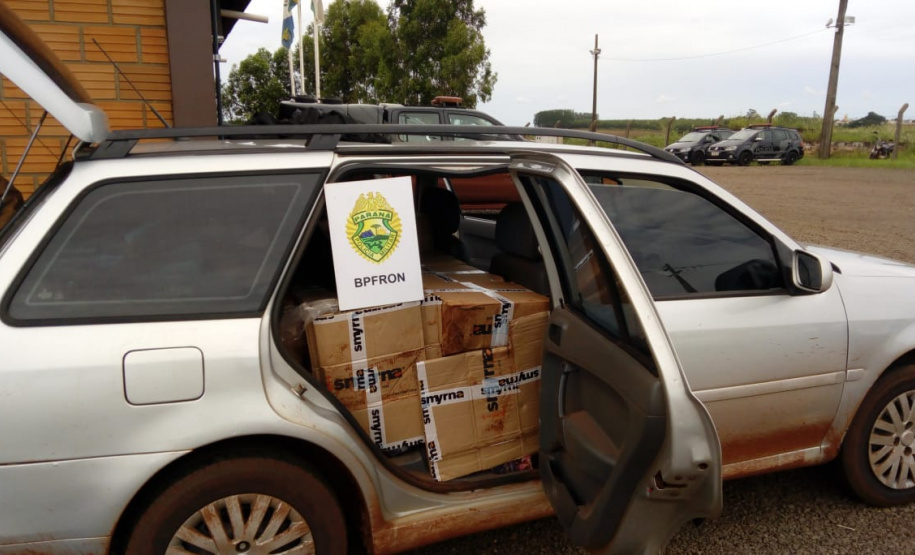 BPFron prende homem e apreende carro carregado com produtos contrabandeados no Oeste do estado