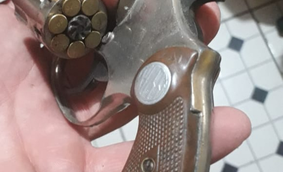 Em situações distintas, Polícia Ambiental apreende cinco armas de fogo, cinco pássaros e aplica mais de R$ 14 mil em multas na RMC