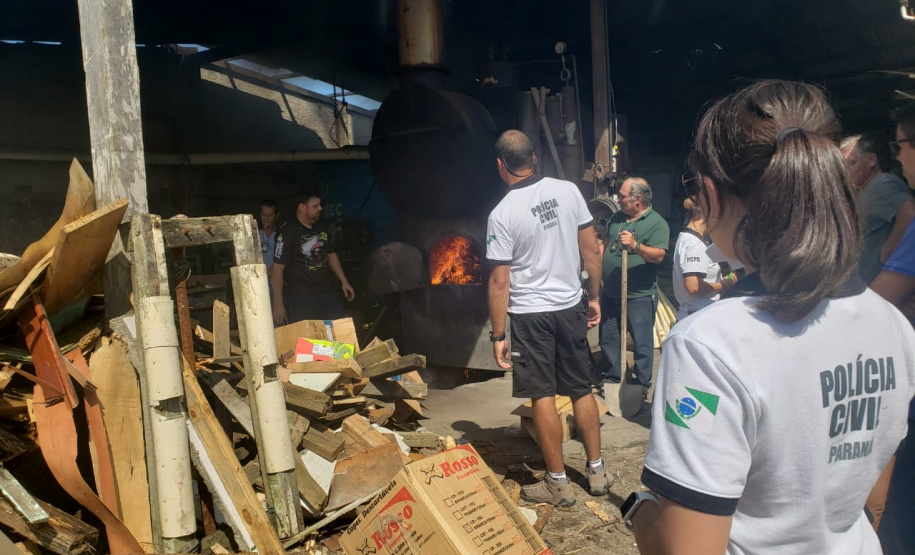 Polícia Civil incinera 265 quilos de drogas apreendidas no Litoral